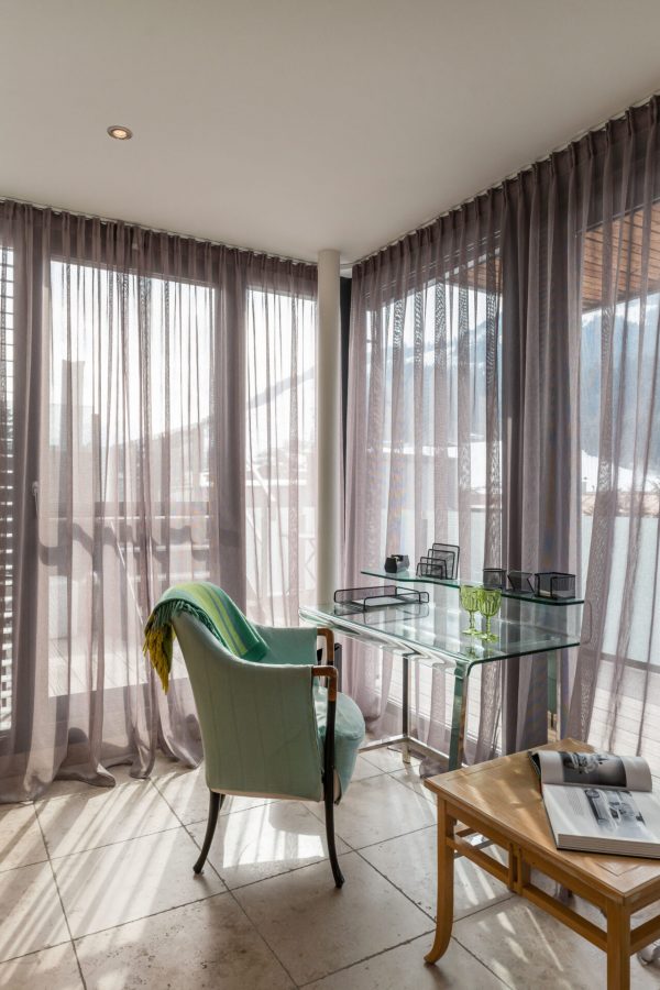 Trendguide_Suites_Neugasse_8_Kirchberg_Mountain_View_Schlafzimmer_Wintergarten